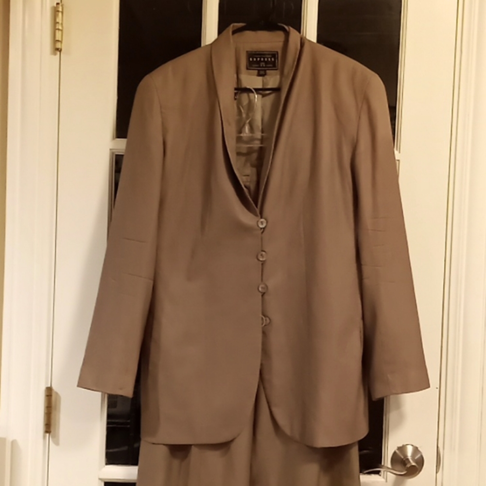 Express Fully Lined Suit - image 1